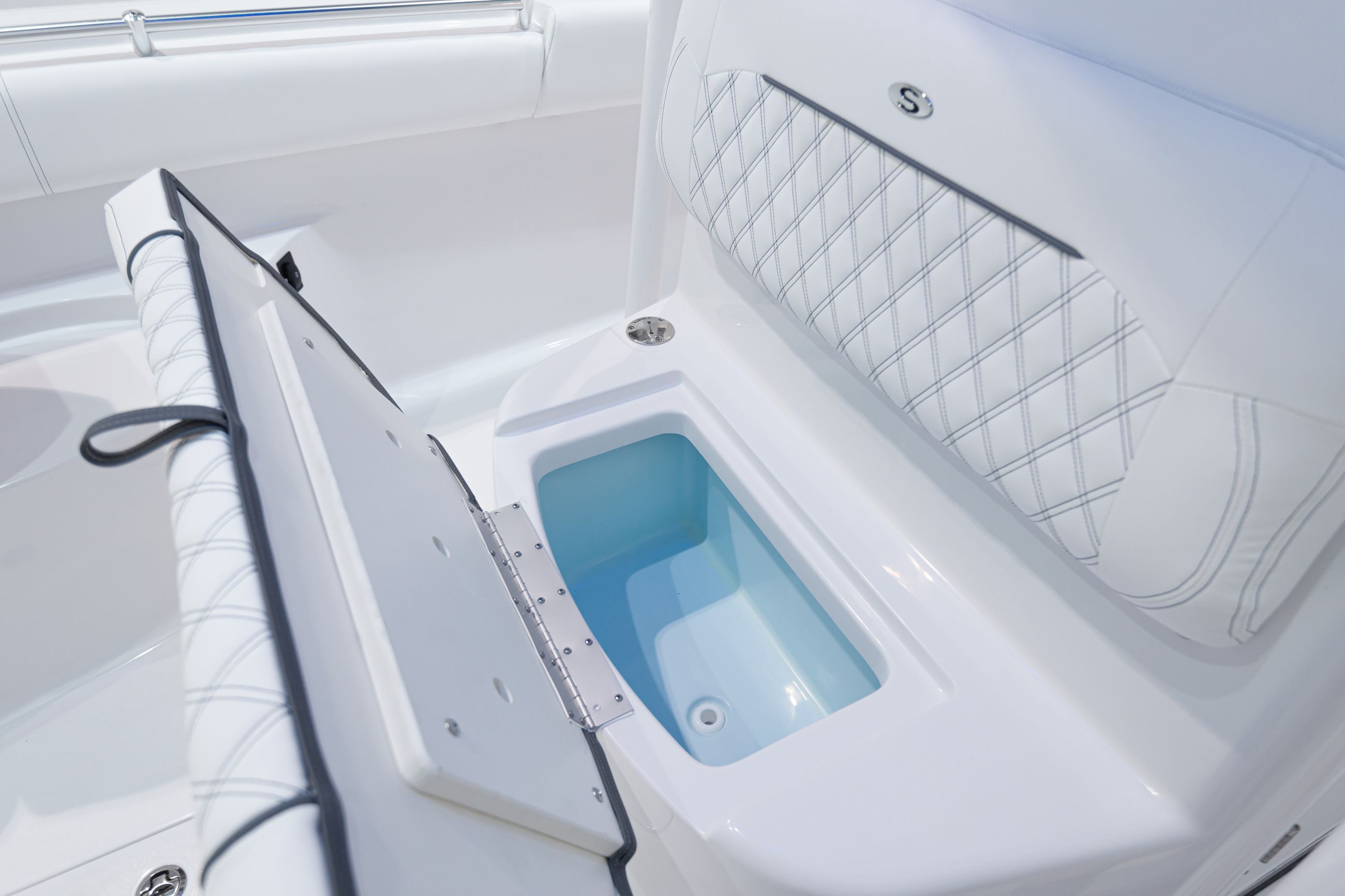 Detail image of Console Front Cooler