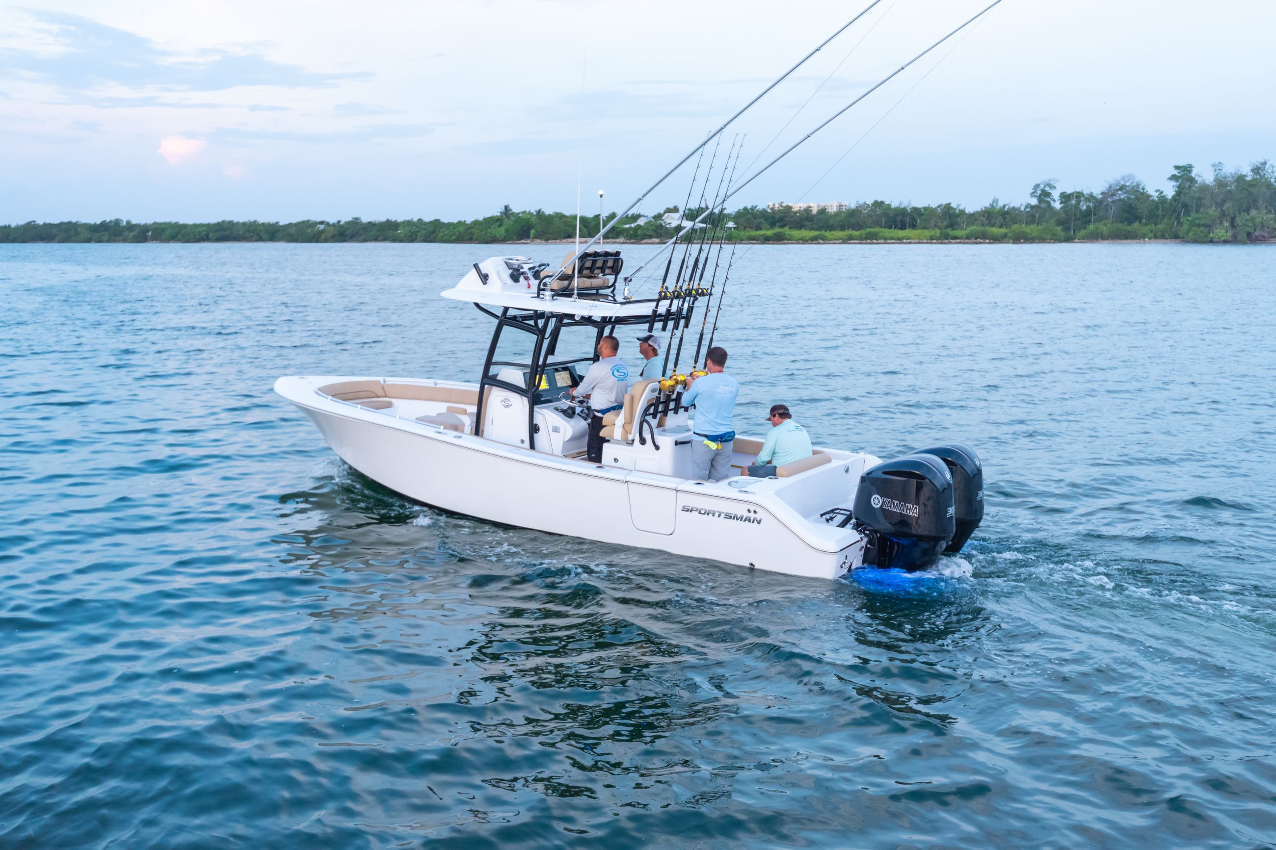 Detail image of the Open 282TE Center Console