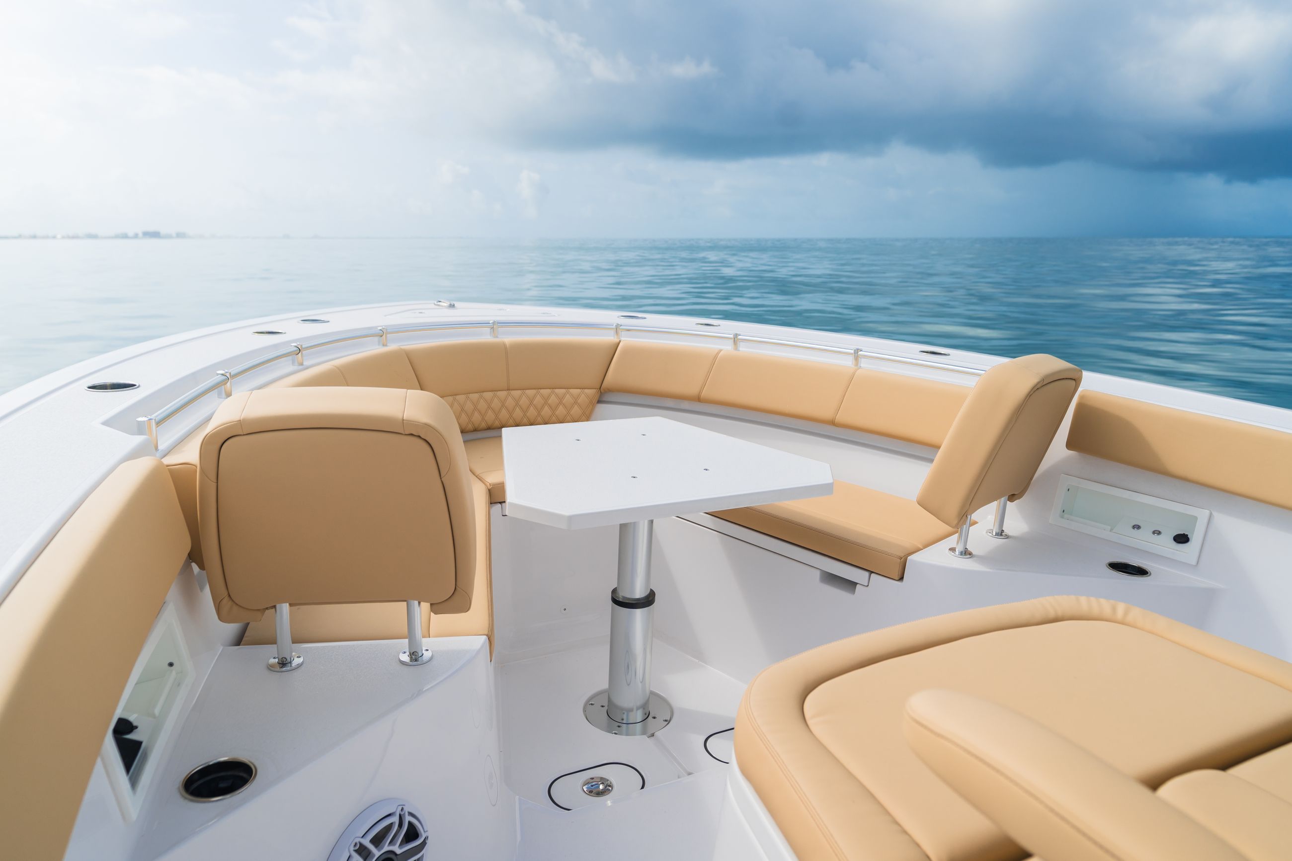 Detail image of Actuated Bow Sun Deck / Table