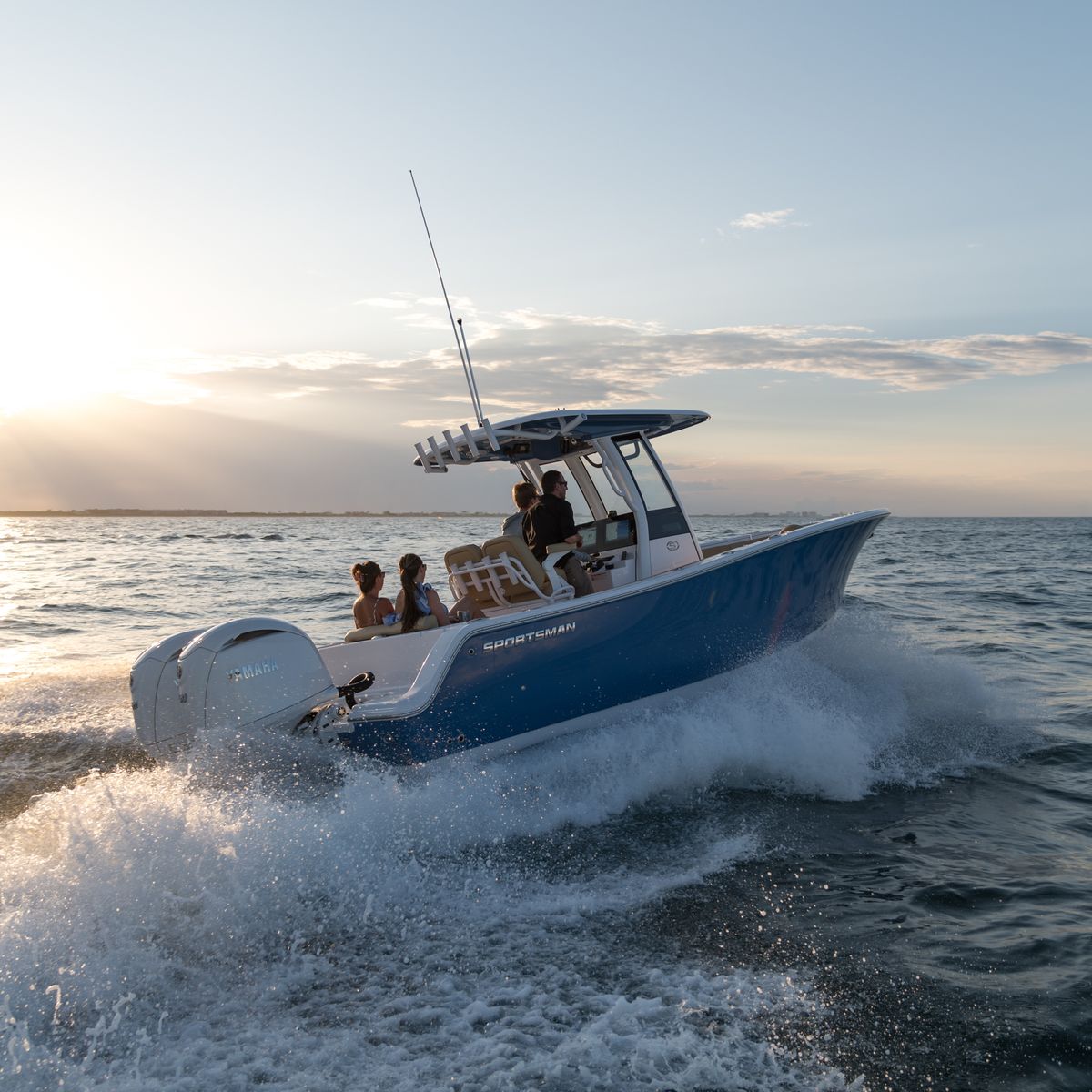 The Open 252 is a perfect offshore fishing boat that doubles down as the  families favorite. #sportsmanboats #open252 #offshore #yamaha #o