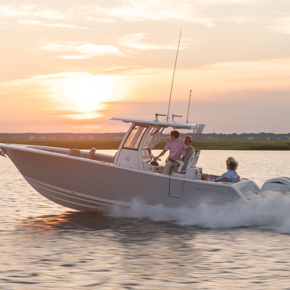 Open  Center Console · Features   Sportsman Boats
