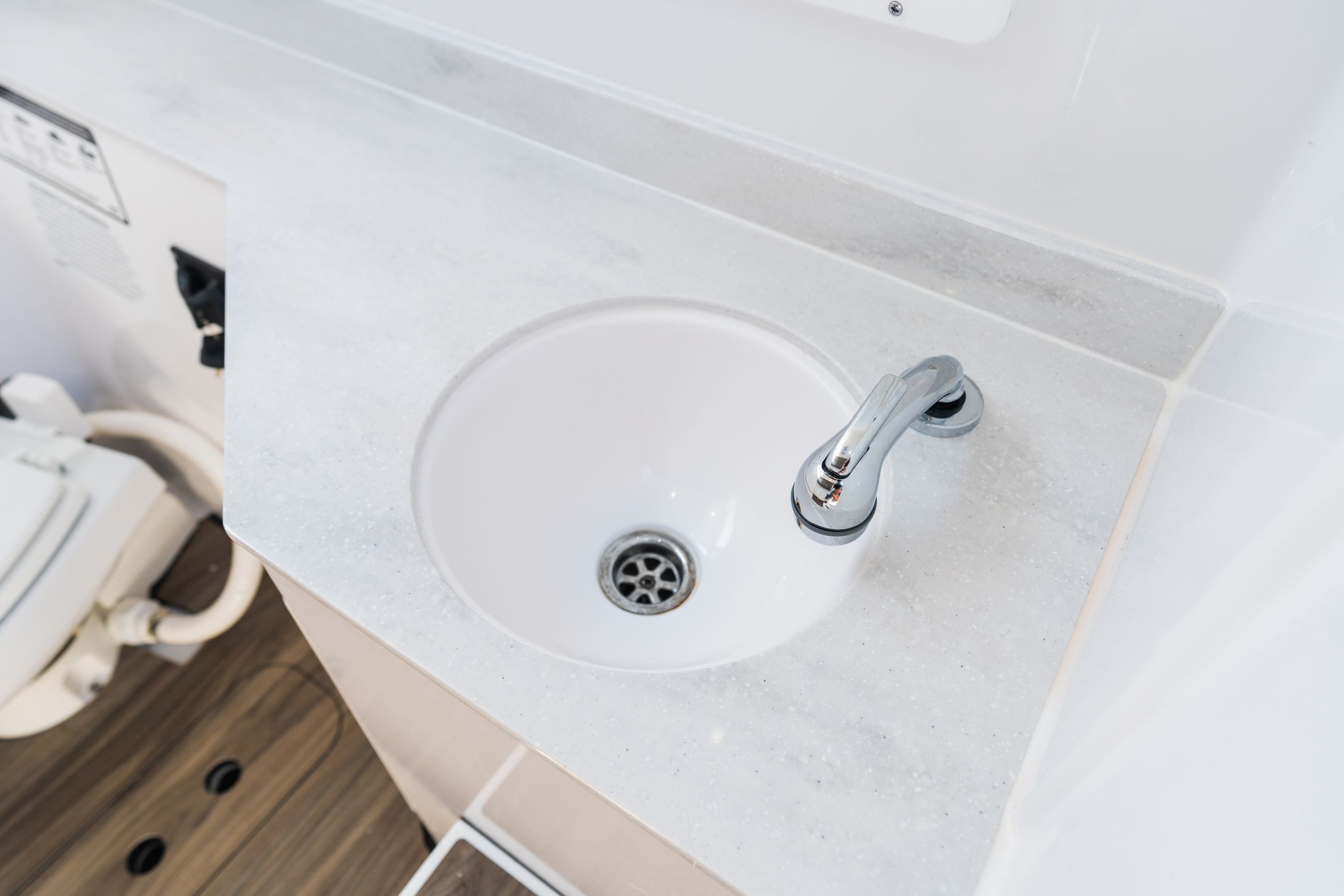 Detail image of Pull-out Shower And Sink