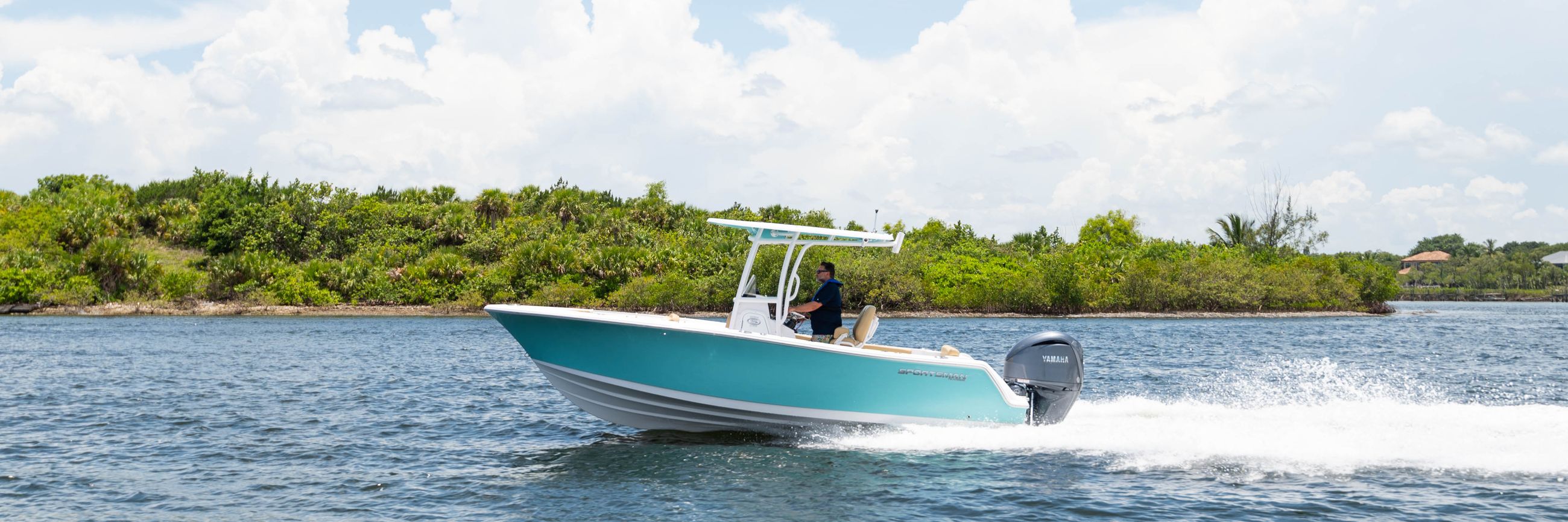 Heritage 261 Center Console · Features