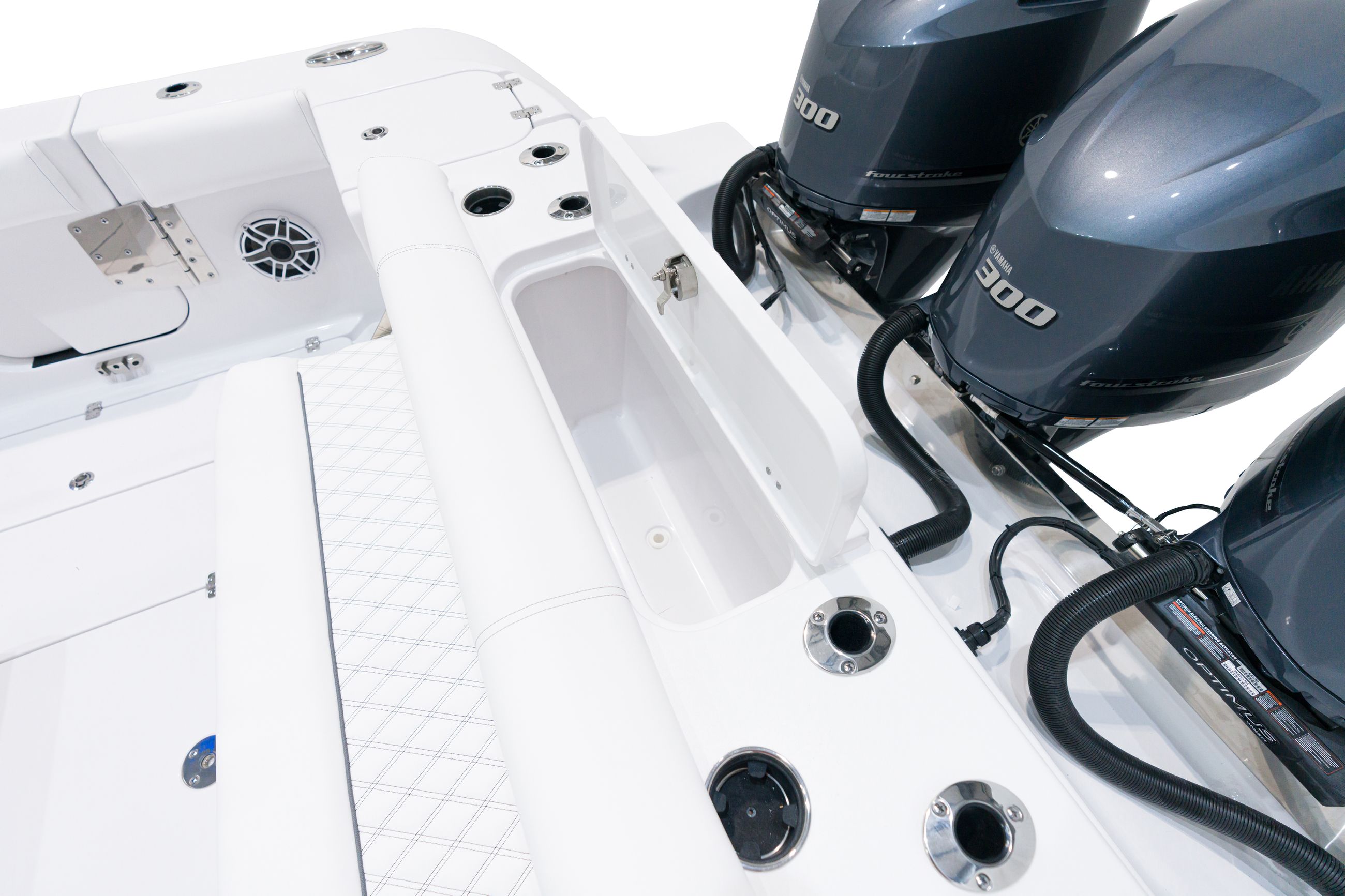 Detail image of Transom 88-quart Cooler Box