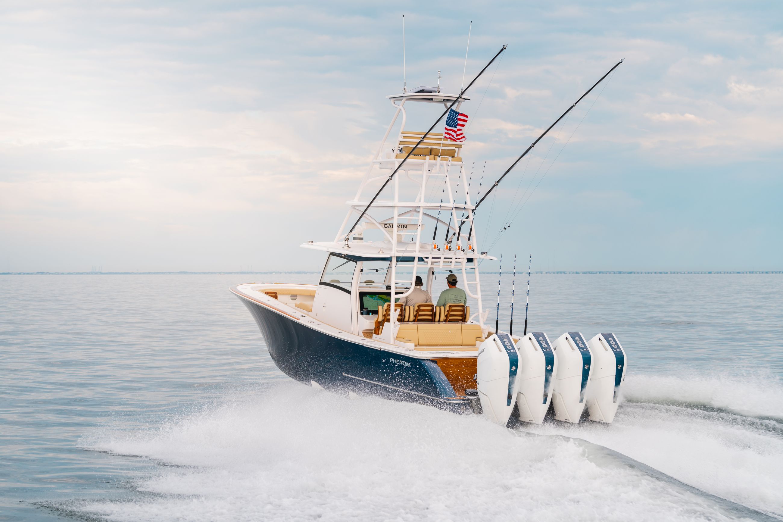 Large detail image of the Optional Gemlux Bluewater Outriggers