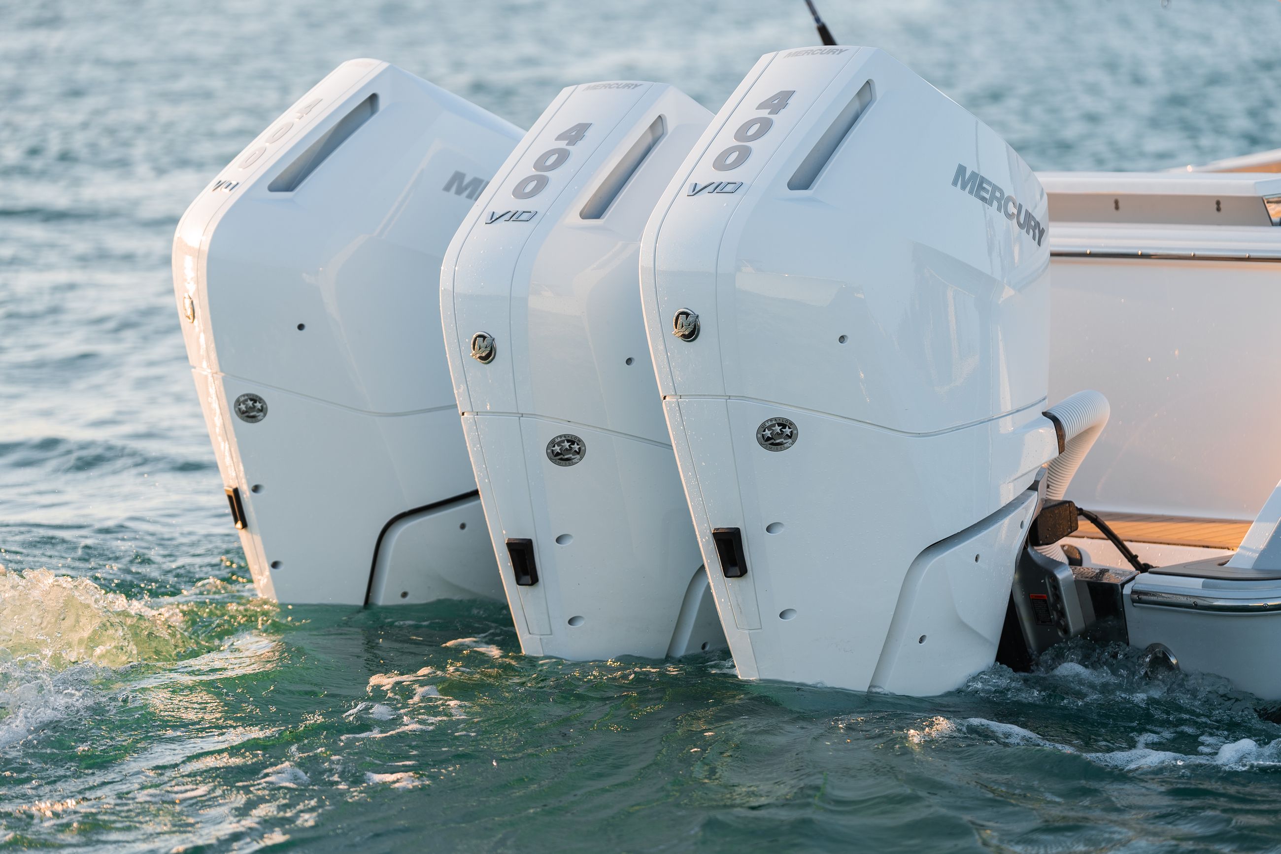 Large detail image of the Phenom 34 w/ Triple Mercury Verado 400HP (incl. Joystick / Sky Hook)